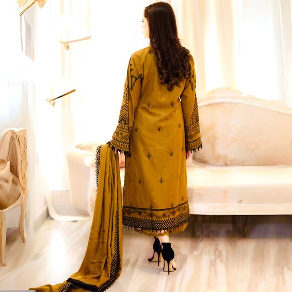 Mustard pakistani kurti Pure cotton with embroidery work with dupatta and pujama - Picture 6 of 9